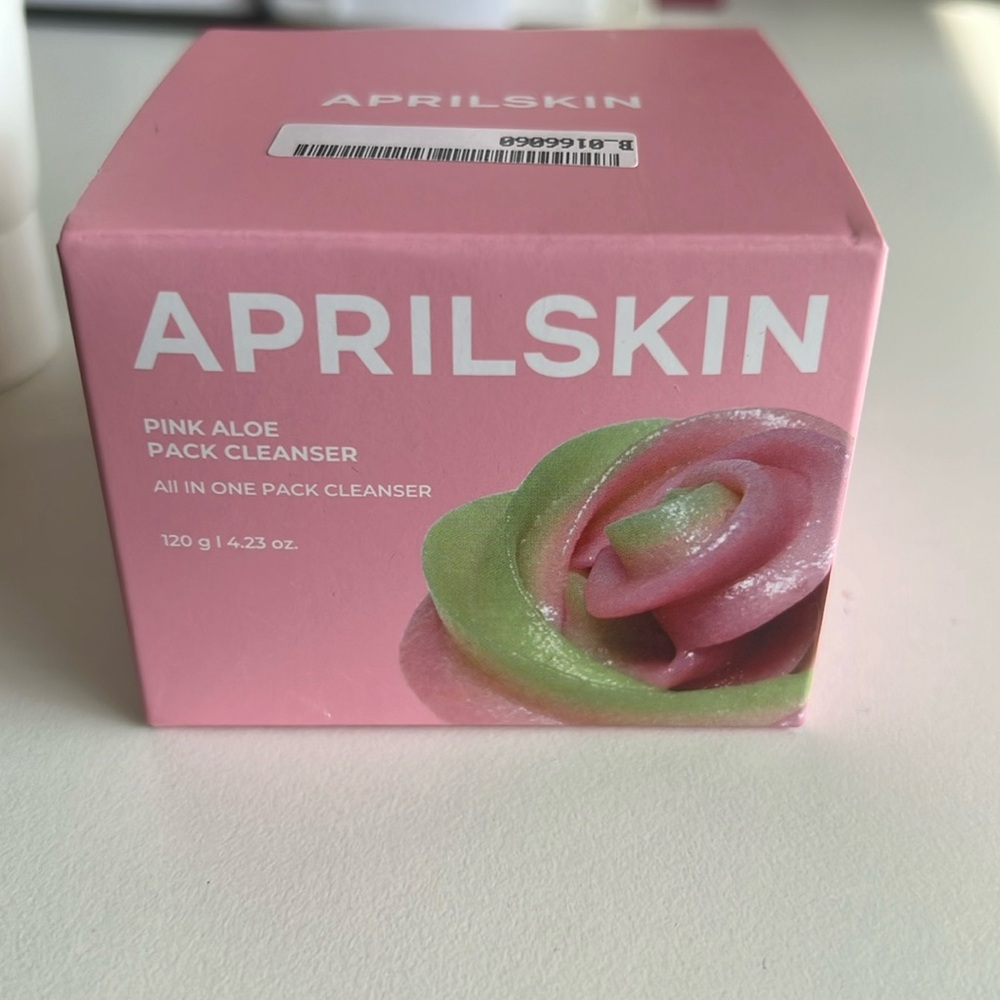 APRIL SKIN - PINK ALOE PACK CLEANSER NEW 
NEVER USED
